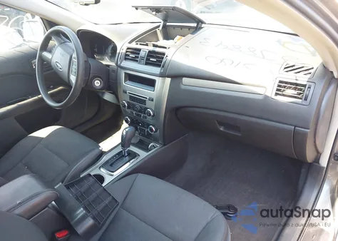 2012 Ford Fusion Se z USA, uszkodzony, nr VIN 3FAHP0HA5CR127235